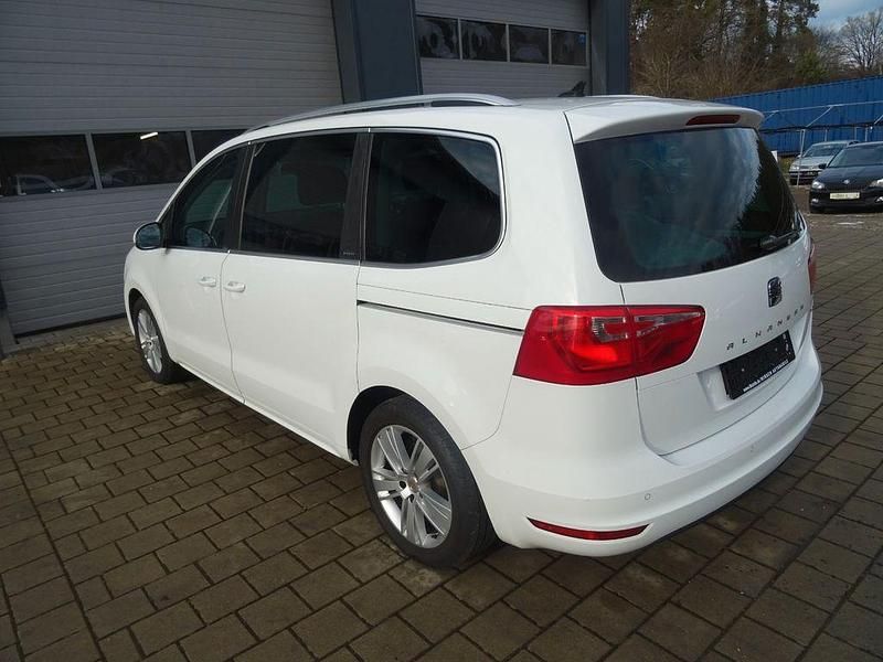 Gebraucht Seat Alhambra 140 PS (102 kW) 2015 Weiß Van / Kleinbus