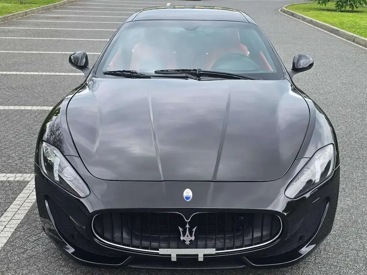 Gebraucht Maserati Granturismo 439 PS (322 kW) 2011 Schwarz Coupé