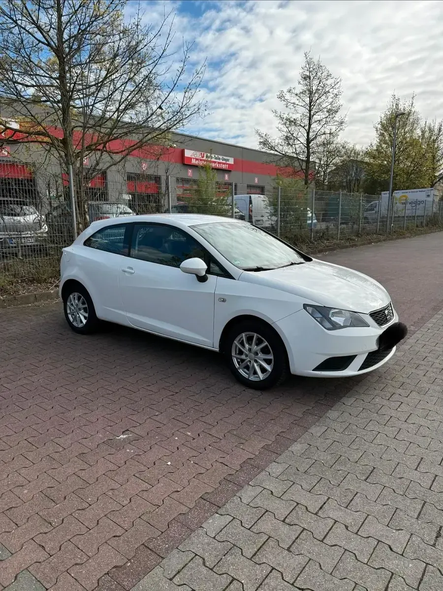 Gebraucht Seat Ibiza Reference 75 PS (55 kW) 2015 Weiß Kleinwagen