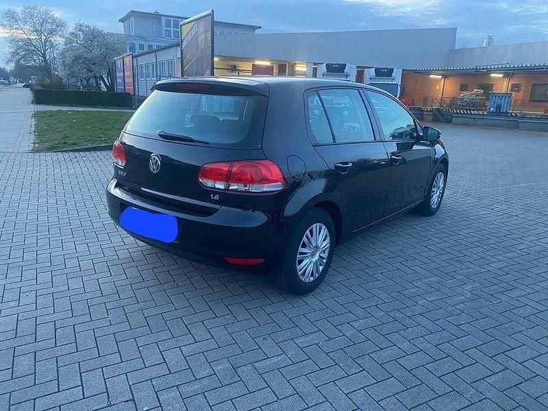 Schwarz Gebraucht 2009 VW Golf VI Comfortline Kleinwagen | 4.800 € (Fairer Preis) - Bild 1/4