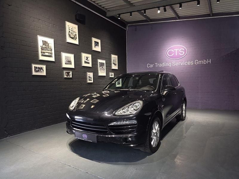 Gebraucht Porsche Cayenne 245 PS (180 kW) 2012 Schwarz SUV