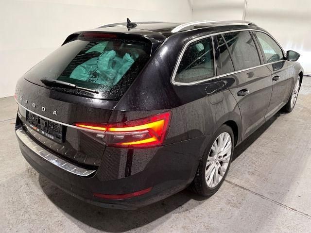 Gebraucht Skoda Superb Style 200 PS (147 kW) 2022 Schwarz Kombi