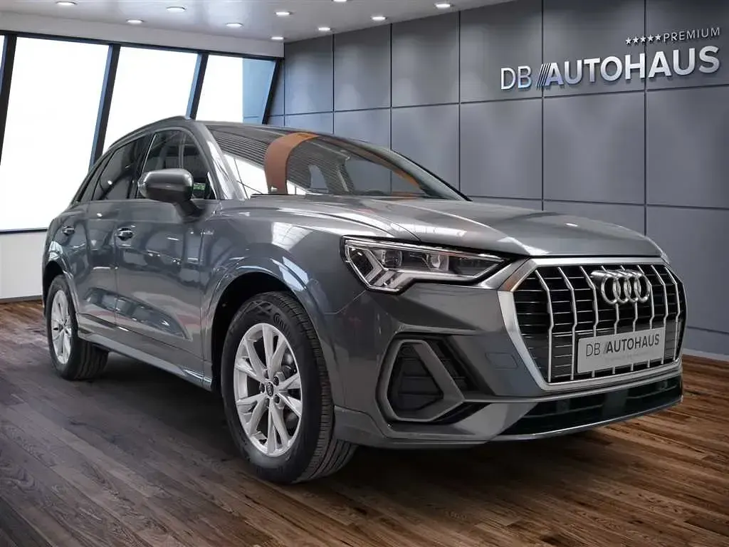 Gebraucht Audi Q3 S-Line 150 PS (110 kW) 2023 Grau SUV
