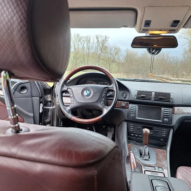 Gebraucht BMW 525 Exclusive 192 PS (141 kW) 2002 Schwarz Kombi