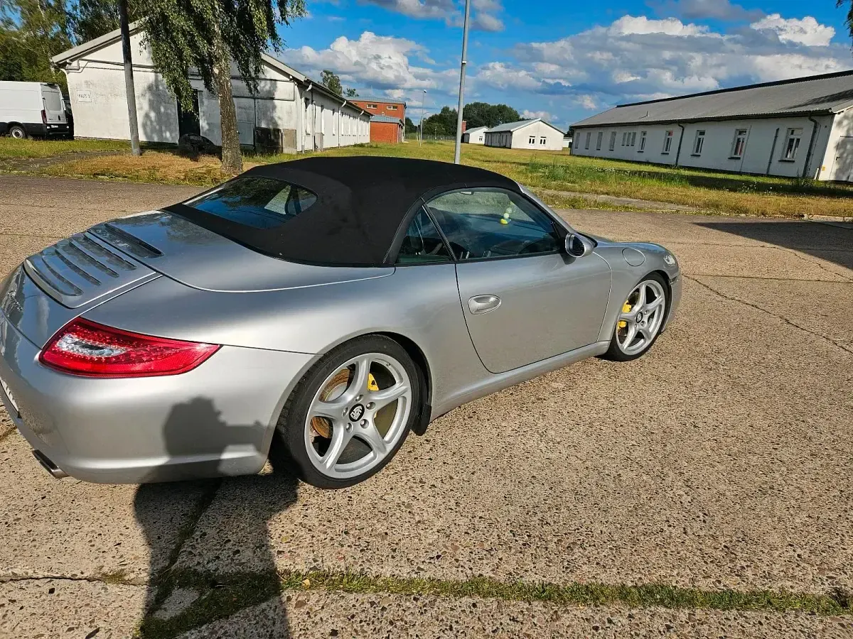 Gebraucht Porsche 997 325 PS (239 kW) 2006 Silber Cabrio