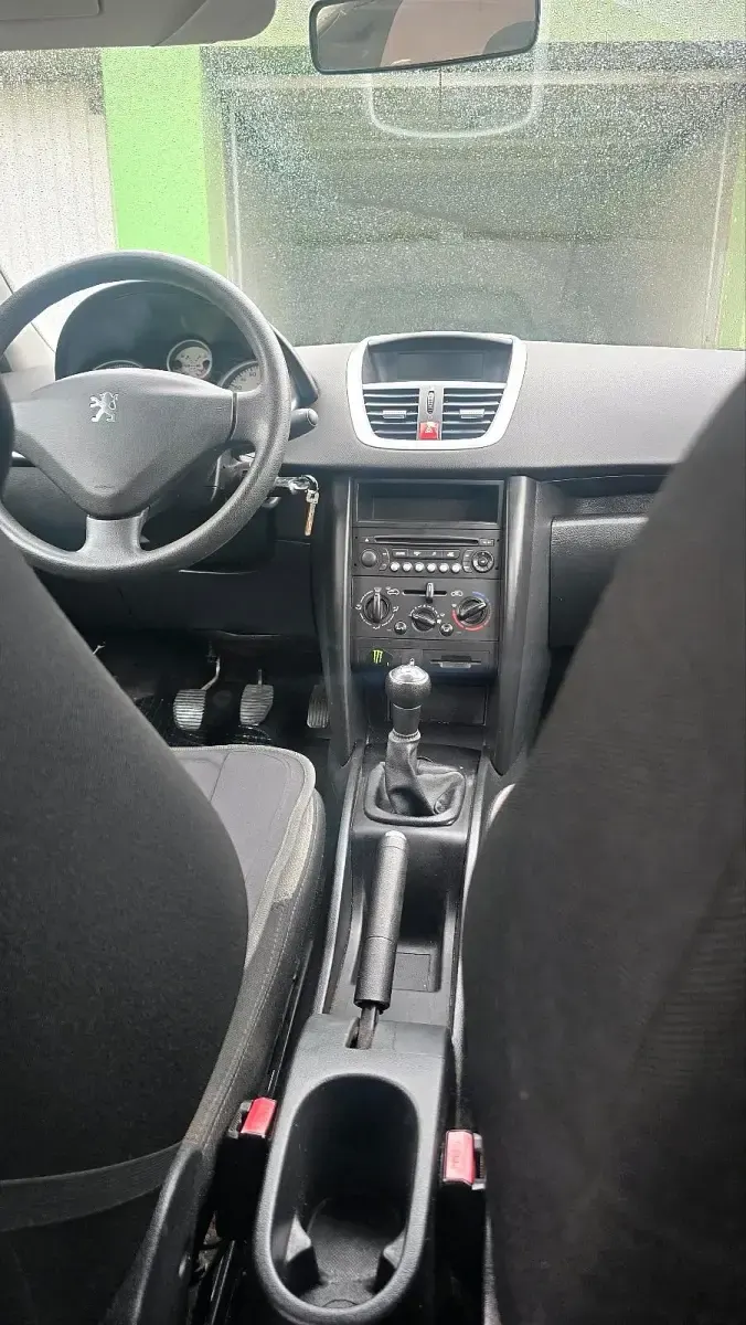 Gebraucht Peugeot 207 95 PS (69 kW) 2008 Grau Kombi