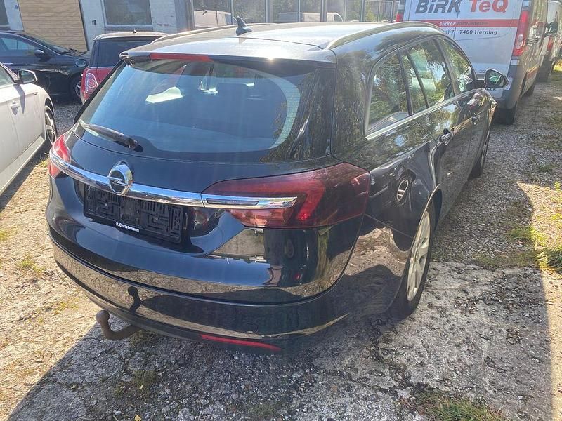 Gebraucht Opel Insignia Edition 120 PS (88 kW) 2014 Kombi