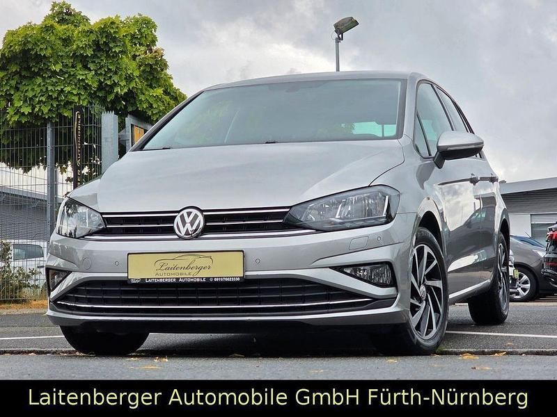 Grau Gebraucht 2018 VW Golf Sportsvan Join Van / Kleinbus | 14.900 € (Fairer Preis) - Bild 1/4