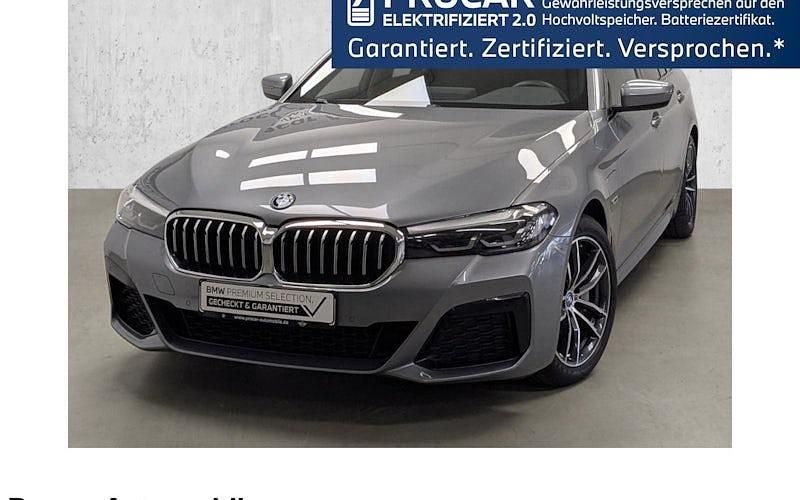 Gebraucht BMW 530e Shadowline 292 PS (214 kW) 2022 Grau Kombi