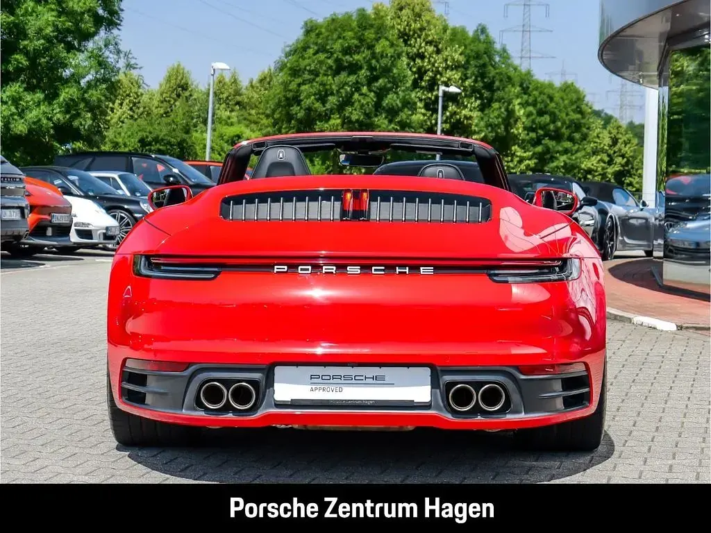 Gebraucht Porsche 911 Carrera 4S Cabriolet 450 PS (330 kW) 2021 Rot Cabrio