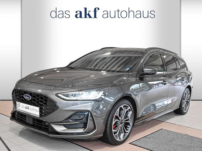 Magneticgrau (metallic) Gebraucht 2022 Ford Focus ST-Line Kombi | 18.950 € (Guter Preis) - Bild 1/4