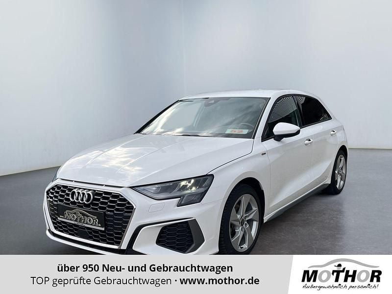 Weiß Gebraucht 2024 Audi A3 Sportback S-Line Limousine | 23.880 € (Guter Preis) - Bild 1/4