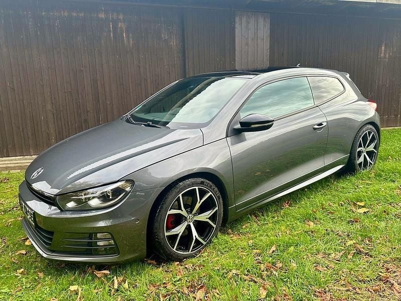 Grau Gebraucht 2015 VW Scirocco GTS Coupé | 15.800 € (Teuer) - Bild 1/4