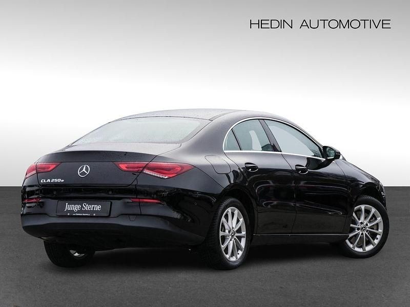Gebraucht Mercedes CLA250e 218 PS (160 kW) 2022 Schwarz Limousine