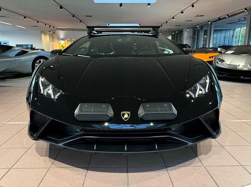Gebraucht Lamborghini Huracán 610 PS (448 kW) 2024 Schwarz Coupé