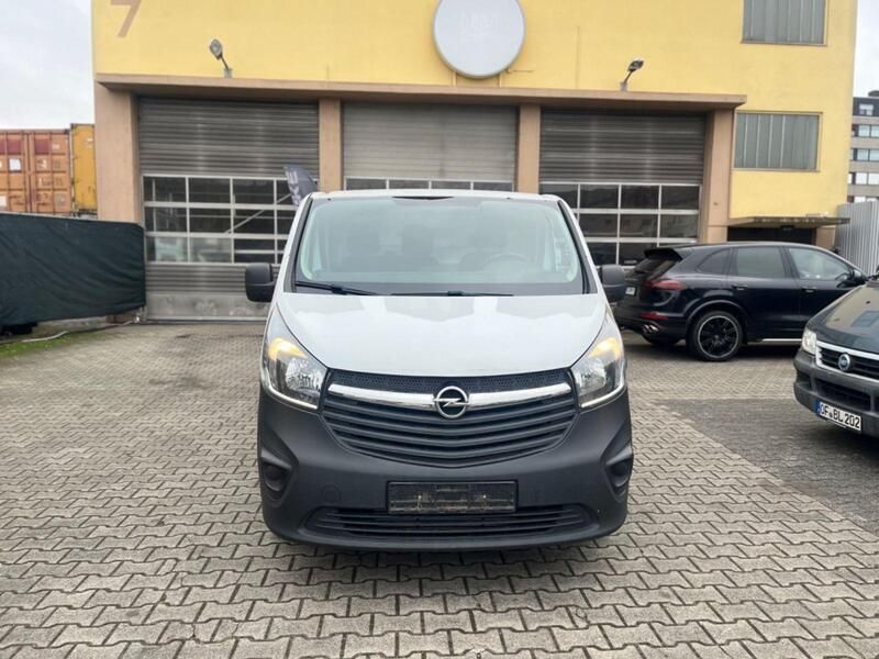Gebraucht Opel Vivaro 120 PS (88 kW) 2019 Weiß Van / Kleinbus