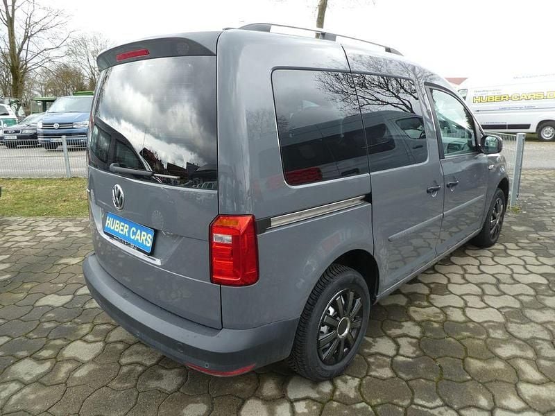 Second-hand VW Caddy 102 CP (75 kW) 2020 Gri Monovolum