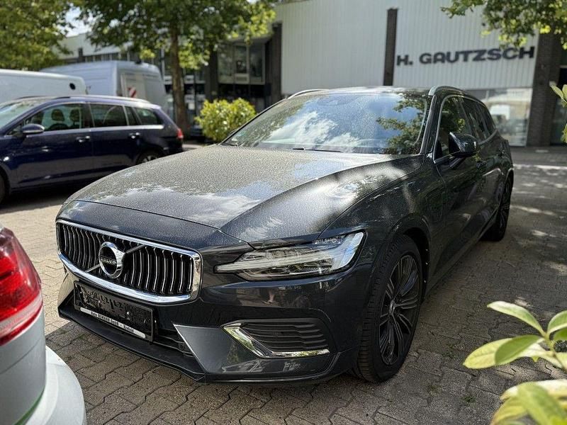 Grau Gebraucht 2020 Volvo V60 Inscription Kombi | 26.950 € (Superpreis) - Bild 1/4