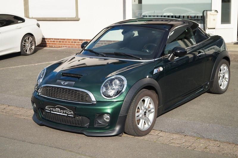 Grün Gebraucht 2012 Mini John Cooper Works Coupé Coupé | 10.890 € (Fairer Preis) - Bild 1/4