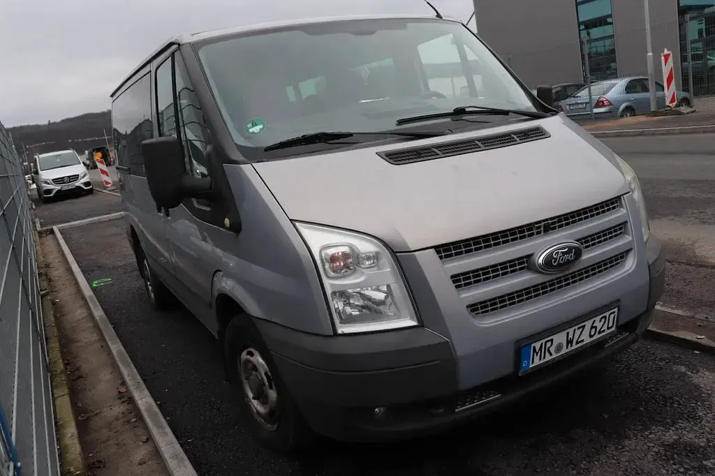 Używany Ford Transit Trend 101 KM (74 kW) 2012 Srebrny Kombi