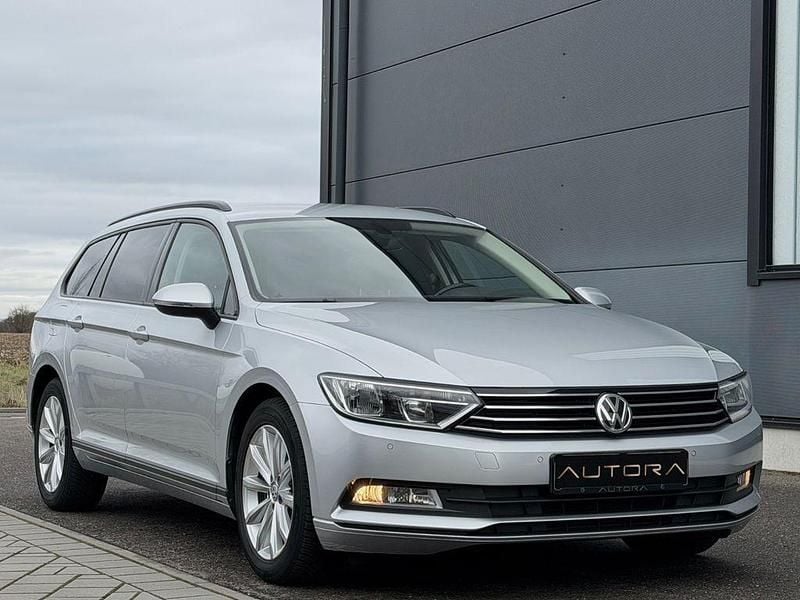 Gebraucht VW Passat Trendline 120 PS (88 kW) 2018 Silber Kombi