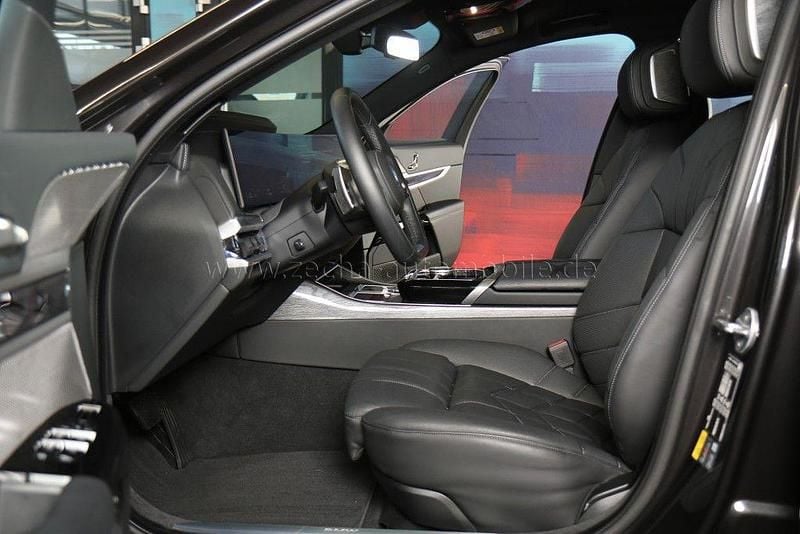 Gebraucht BMW 750e Performance 489 PS (359 kW) 2024 Sophistograu brillanteffekt (a Limousine
