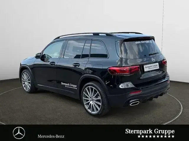 Gebraucht Mercedes GLB200 Business 163 PS (119 kW) 2023 Kosmosschwarz SUV