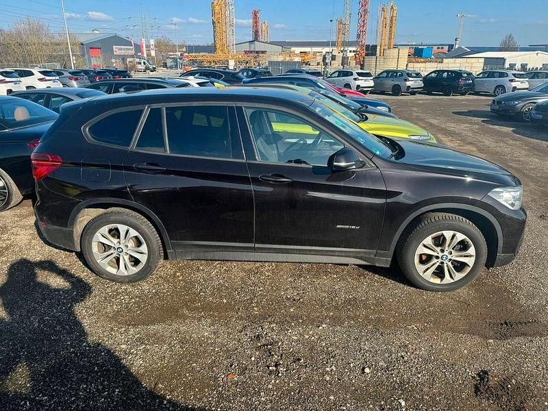 Gebraucht BMW X1 Advantage 150 PS (110 kW) 2017 Braunkeine angabe SUV