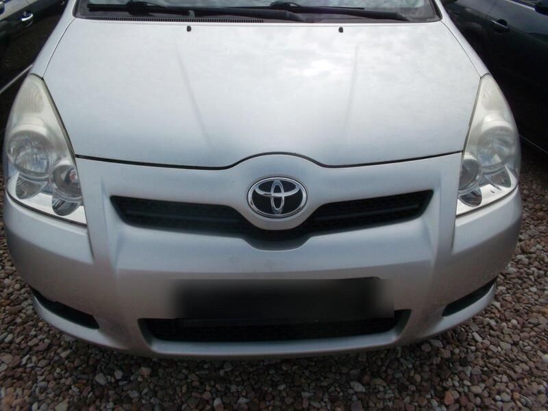 Grau Gebraucht 2007 Toyota Corolla Verso Van / Kleinbus | 3.250 € (Superpreis) - Bild 1/4