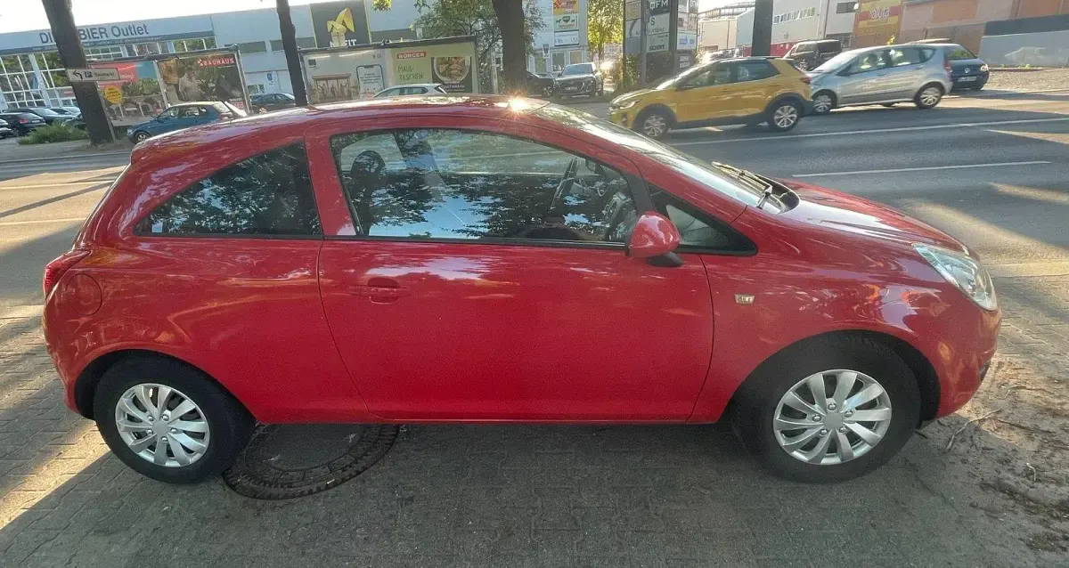 Gebraucht Opel Corsa 70 PS (51 kW) 2008 Rot Kleinwagen