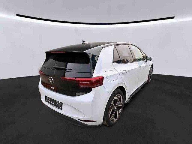 Gebraucht VW ID.3 Pro Performance 150 kW (204 PS) 2023 Gletscherweiß metallic Kleinwagen