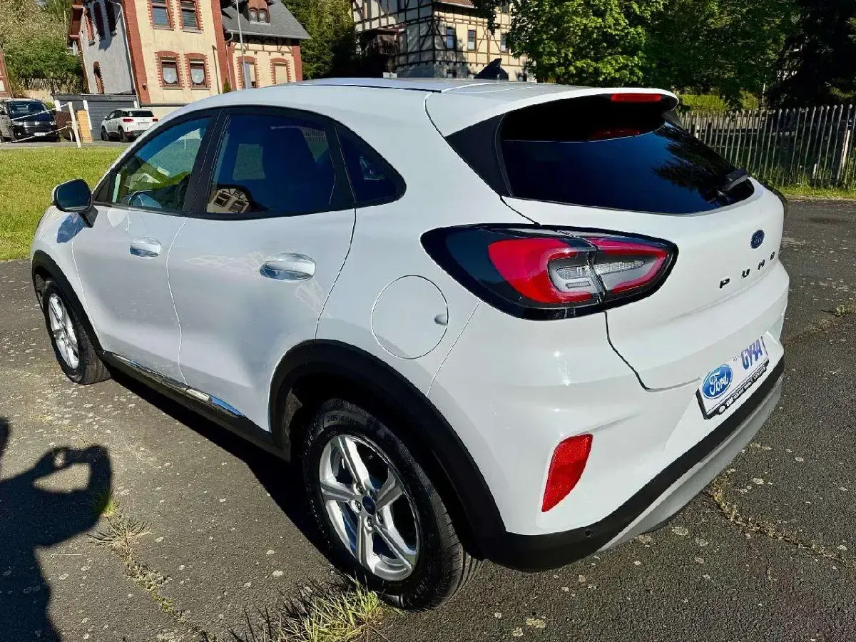 Gebraucht Ford Puma Titanium 125 PS (91 kW) 2023 Frostweiß SUV