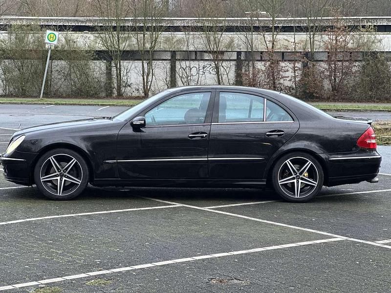 Gebraucht Mercedes E280 Classic 190 PS (139 kW) 2006 Kombi