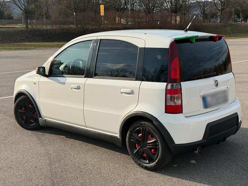 Gebraucht Fiat Panda 101 PS (74 kW) 2009 Weiß Kleinwagen