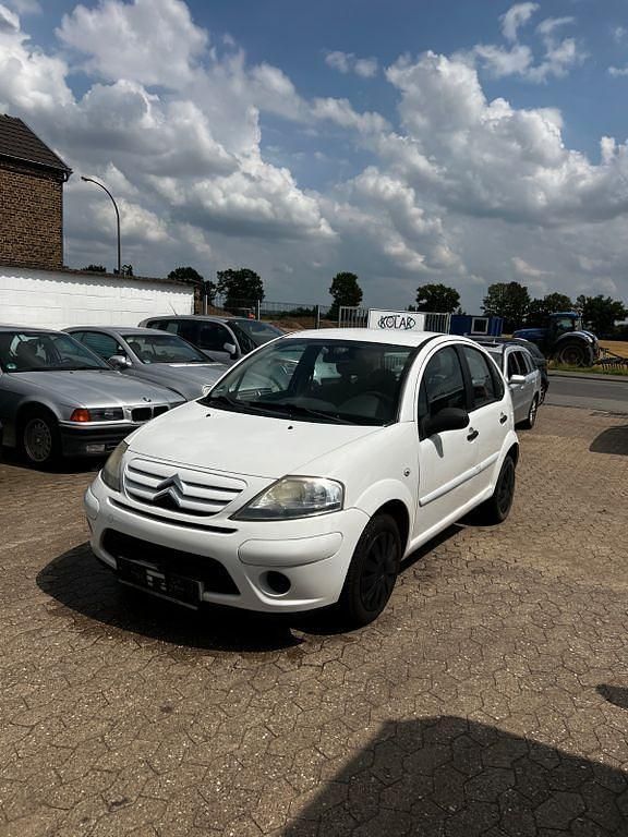 Weiß Gebraucht 2009 Citroën C3 Tonic Kleinwagen | 1.850 € (Fairer Preis) - Bild 1/4