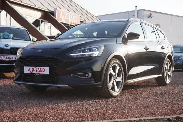 Usata Ford Focus Active 125 CV (91 kW) 2020 Nero Station wagon