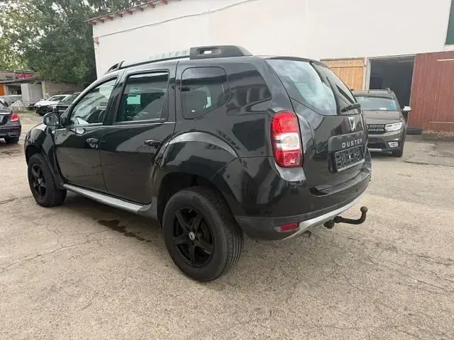 Gebraucht Dacia Duster 125 PS (91 kW) 2014 Schwarz SUV
