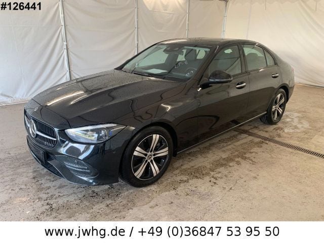Black metallic Gebraucht 2021 Mercedes C300 Avantgarde Limousine | 34.950 € (Fairer Preis) - Bild 1/4