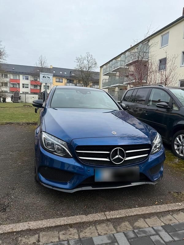 Gebraucht Mercedes C220 170 PS (125 kW) 2017 Blau Limousine