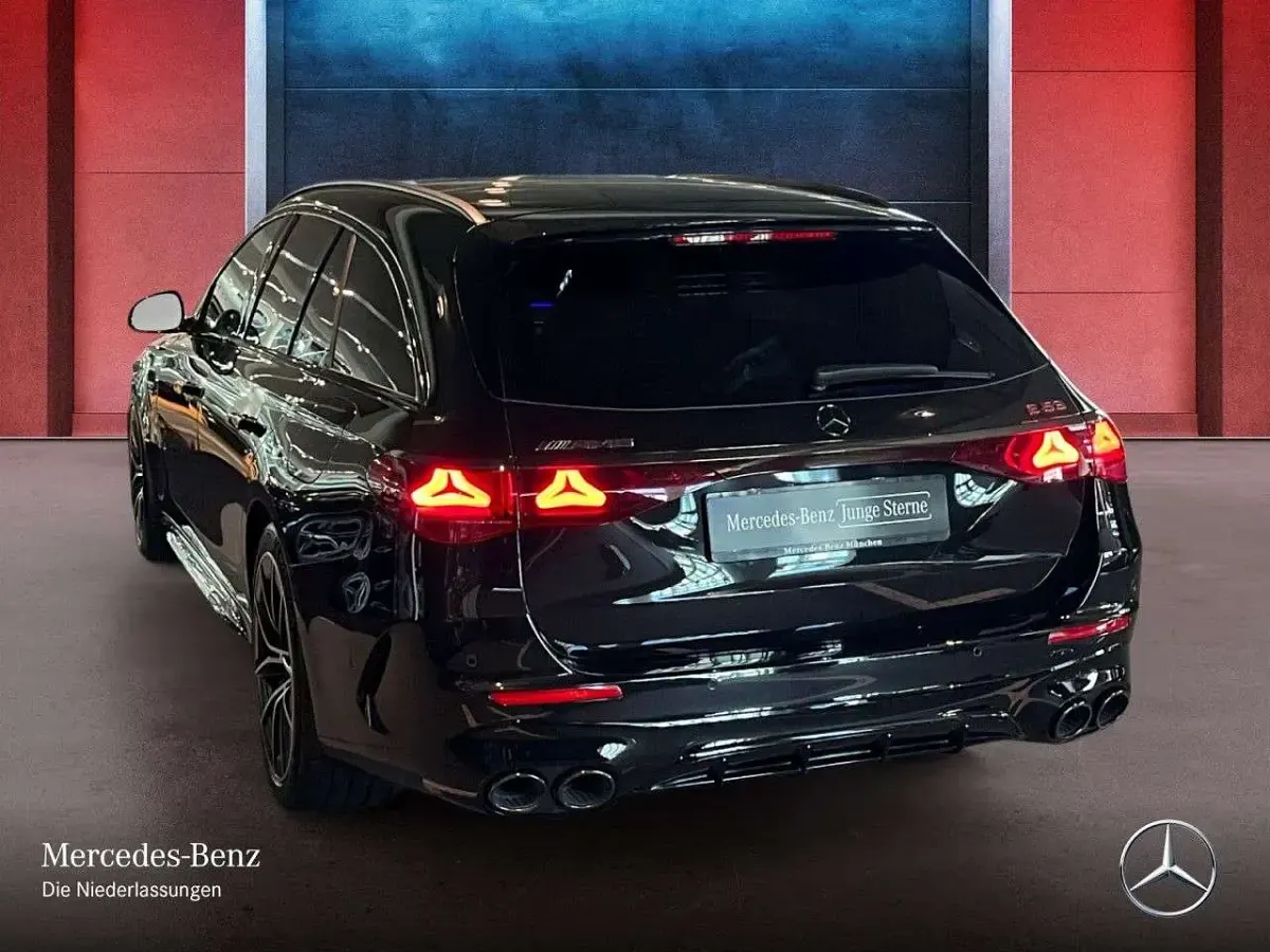Gebraucht Mercedes E53 AMG Premium 449 PS (330 kW) 2025 Schwarz Limousine