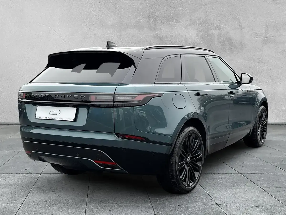 Gebraucht Land Rover Range Rover Velar SE Dynamic 300 PS (220 kW) 2025 Grün SUV