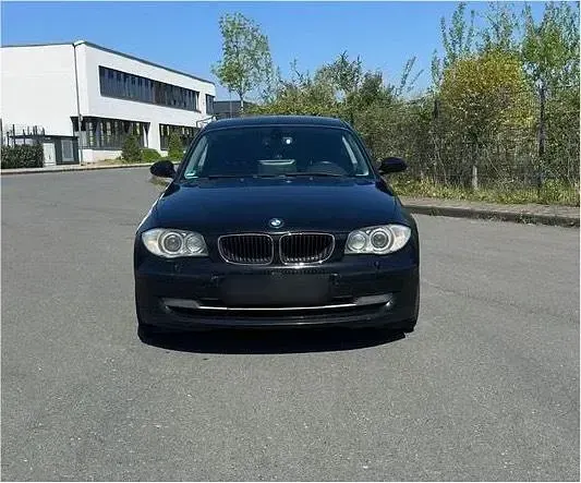 Second-hand BMW 123 204 CP (150 kW) 2009 Negru Hatchback