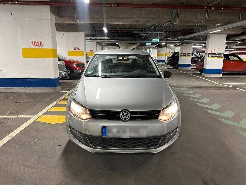 Gebraucht VW Polo Match 90 PS (66 kW) 2013 Silber Kleinwagen