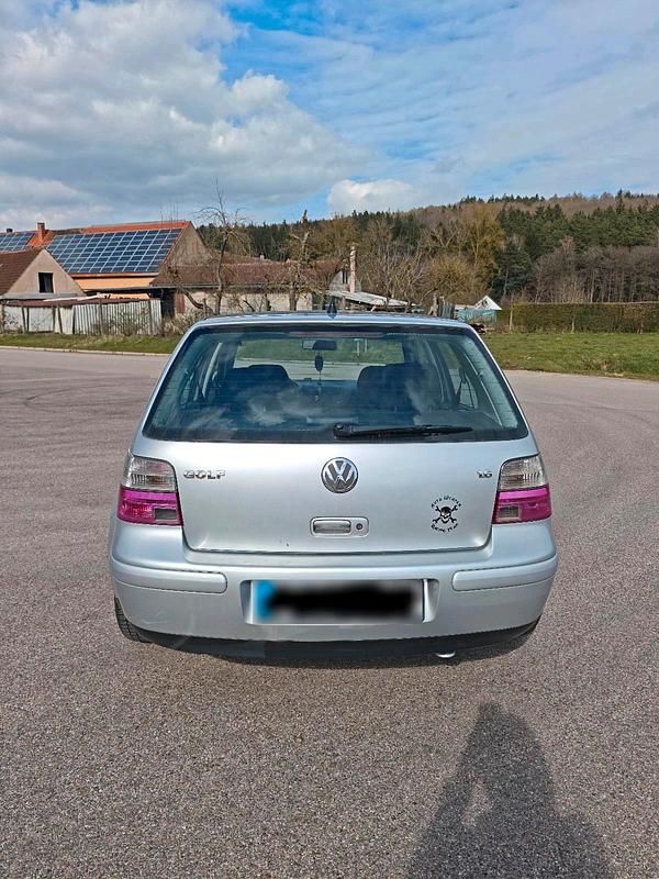 Gebraucht VW Golf IV Pacific 105 PS (77 kW) 2003 Silber Kleinwagen