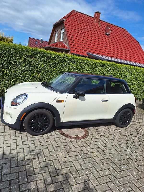 Gebraucht Mini Cooper 136 PS (100 kW) 2016 Weiß Kleinwagen