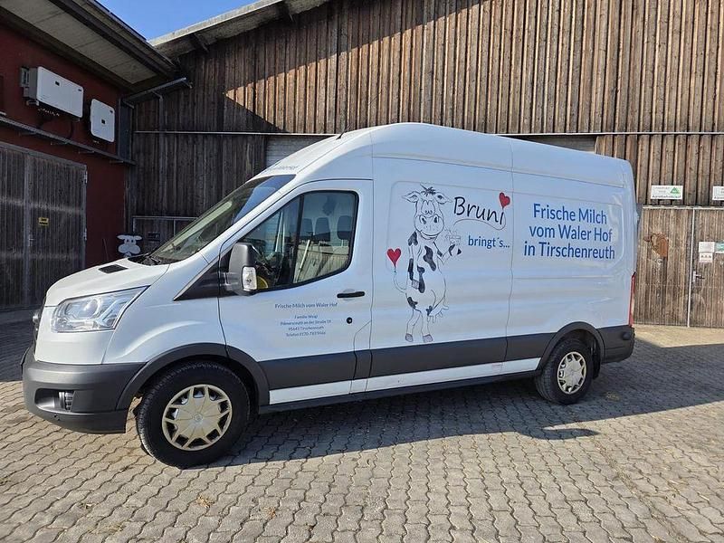 Second-hand Ford Transit 170 CP (125 kW) 2018 Alb Monovolum