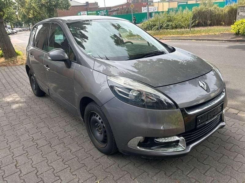 Silber Gebraucht 2012 Renault Scénic III Dynamique Van / Kleinbus | 2.000 € (Superpreis) - Bild 1/4