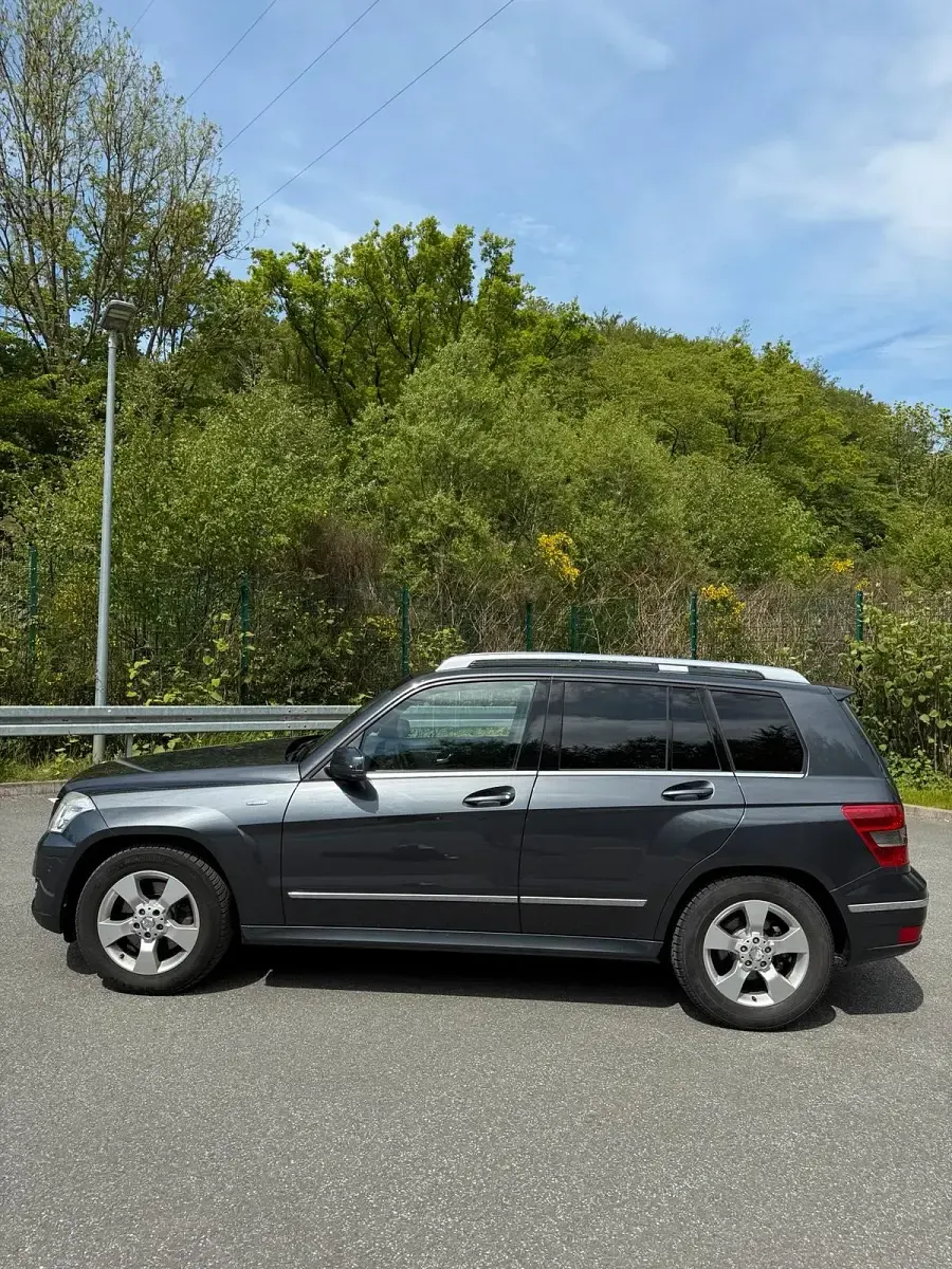 Gebraucht Mercedes GLK250 204 PS (150 kW) 2010 Grau SUV