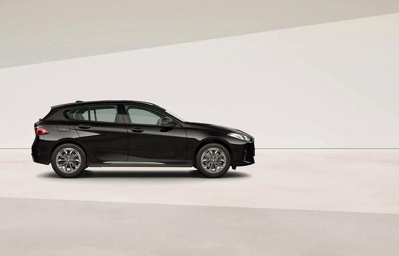 Neu BMW 123 218 PS (160 kW) 2026 Schwarz Kleinwagen