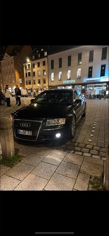Schwarz Gebraucht 2004 Audi A8 Limousine | 3.200 € - Bild 1/4